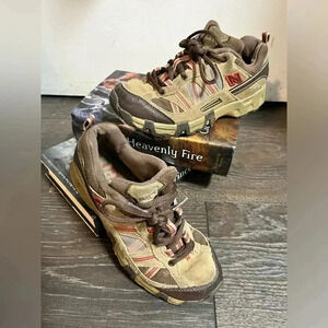 New Balance adventure boots